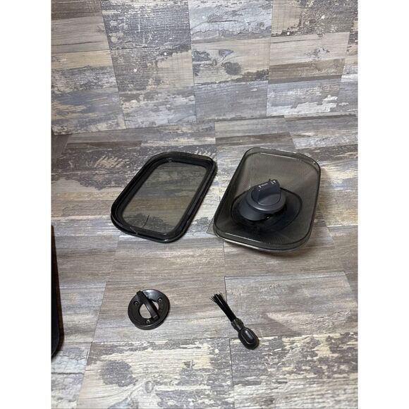 Breville Coffee Bean Hopper Lid Brush Screw Lock YouBrew BDC600XL BDC650BSS Part - Picture 1 of 10